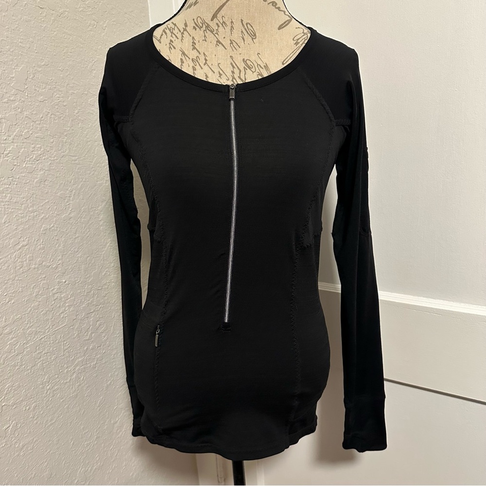 Athleta Pacifica Sun Swim Rash-guard Shirt